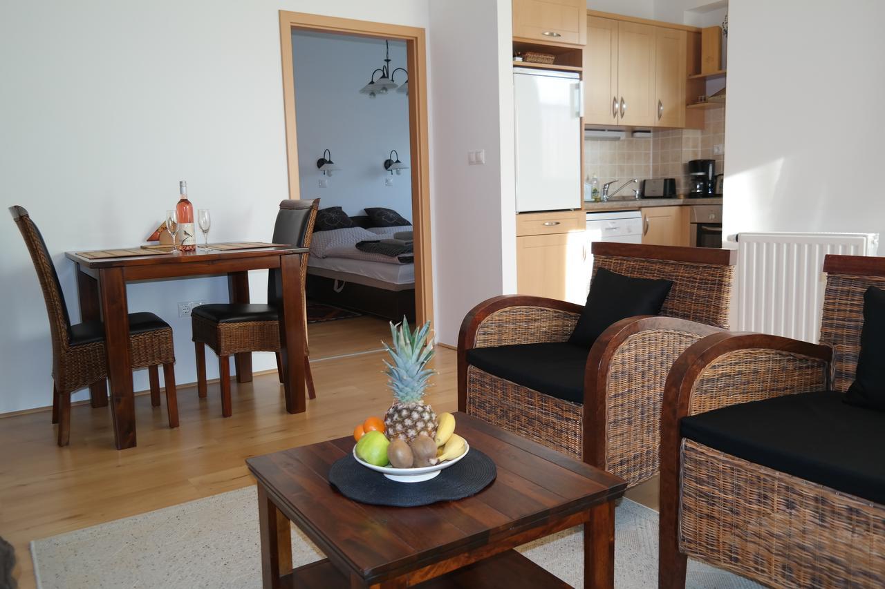 Aramis 3 Apartments Heviz Exterior foto