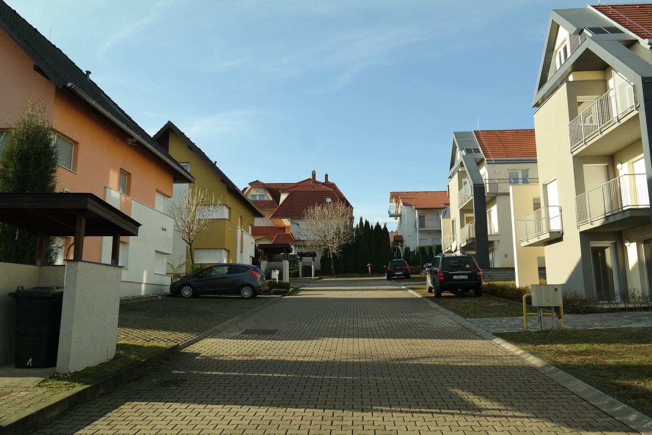 Aramis 3 Apartments Heviz Exterior foto