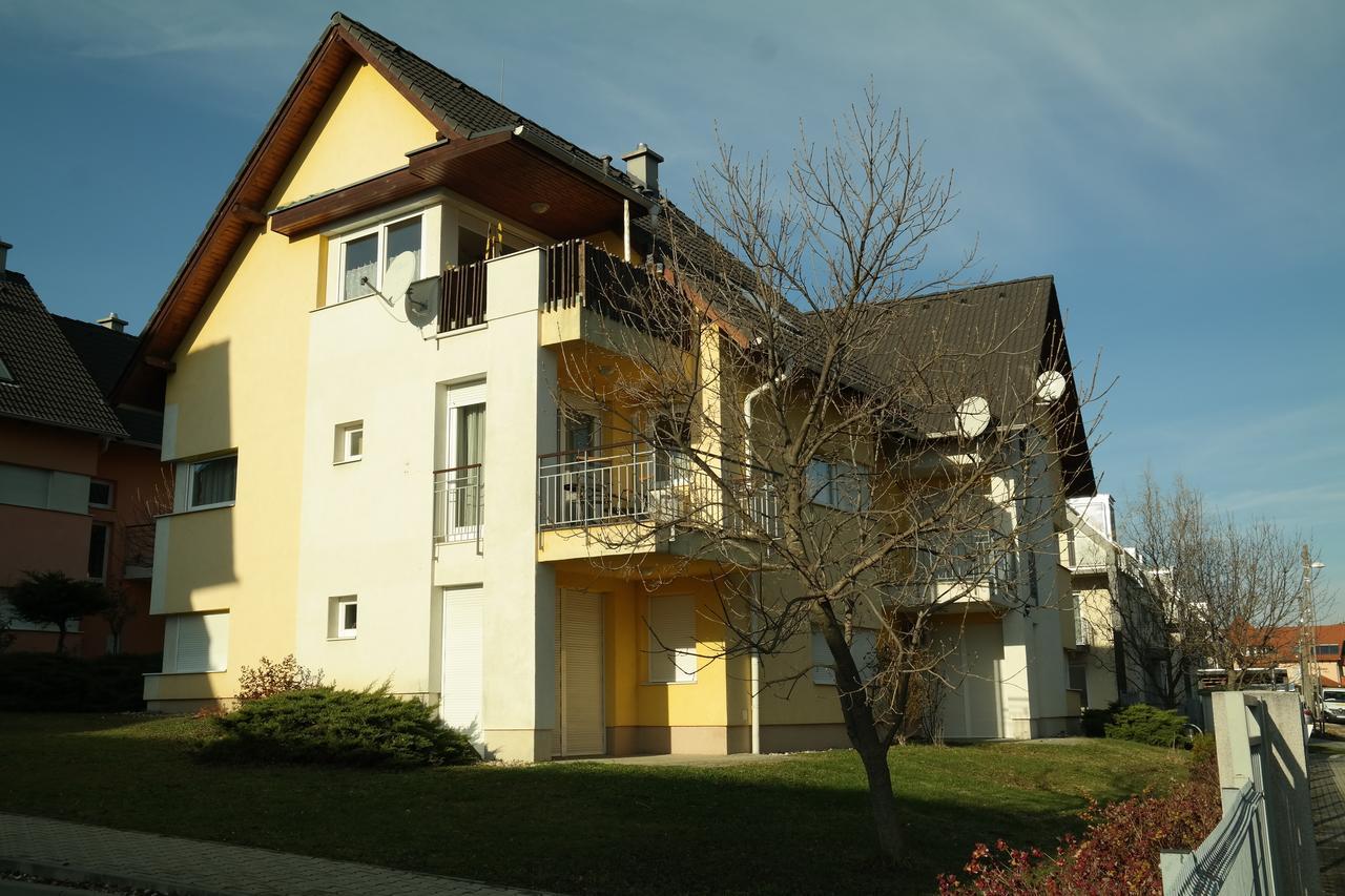 Aramis 3 Apartments Heviz Exterior foto